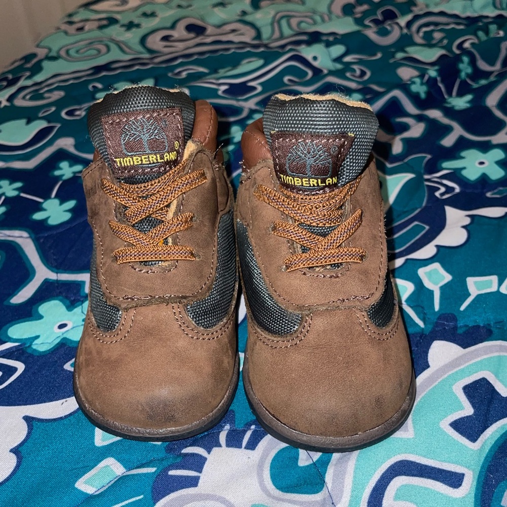 Infant Timberland Field Boot in Brown/Green ( Beef & Broccoli’s 🥩🥦 )